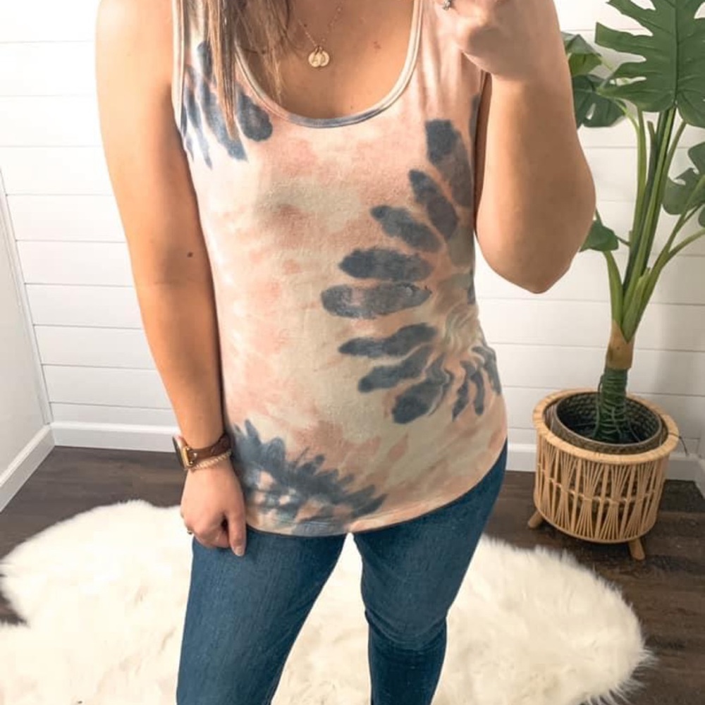Staccato Gray and Orange Tank Top